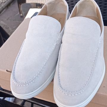 Moški čevlji št. 44 Lawrence Grey New York, beli, Ljubljana