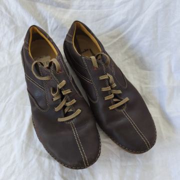 Moški usnjeni čevlji Clarks NOVO, vel. 46