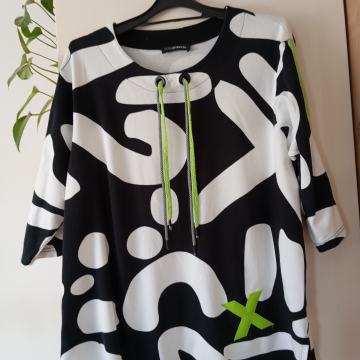 DORISS STREICH ČRNO BELA TUNIKA XL/XXL