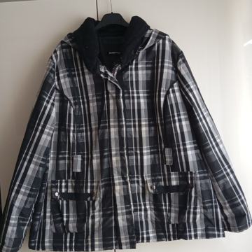 FRANK WALDER ČRNO KARIRASTA BUNDA 48/50