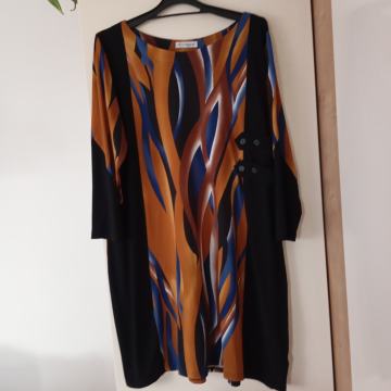 Magna nova črno pisana obleka XL/XXL