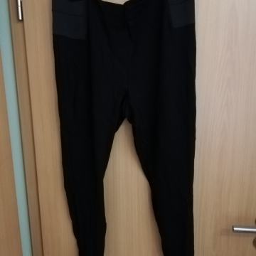 Ženske hlače / pajkice 54