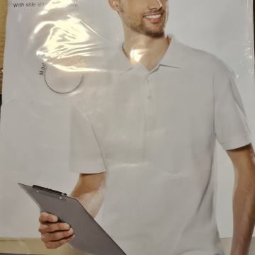 medicinska majica in medicinske hlače