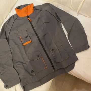 različne delovne cote za dijaka