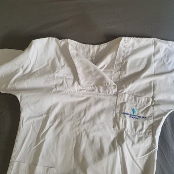 Delovna obleka uniforma za Srednjo zdravstveno šolo v Ljubljani