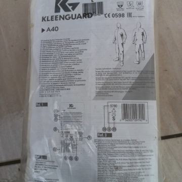 Zaščitni kombinezon L