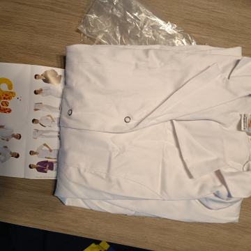 Ženska halja, velikost 36