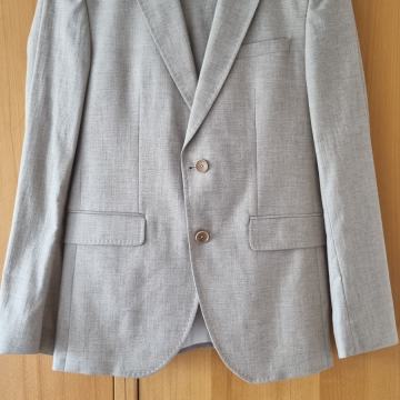 fantovska obleka za valeto ali maturo