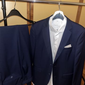 Moška maturantska/elegantna obleka