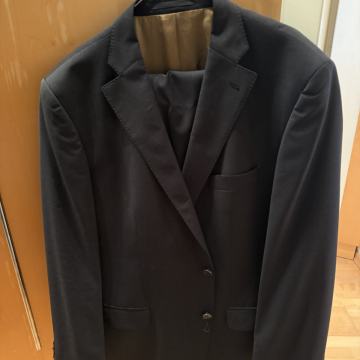 Moška obleka Benvenuto št. 56, črna barva, Ljunljana