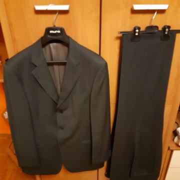 Moška obleka MURA, temno sive barve, številka 52