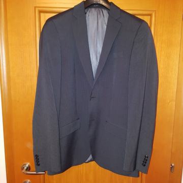 Moška obleka / suknjič s.Oliver