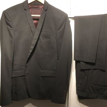 ZARA - Moški suknjič in hlače (S VELIKOST)