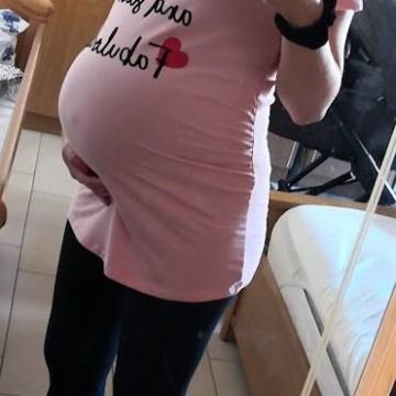 OBLEKE S-M ZA BODOČO MAMICO