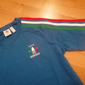 Obleka Adidas, velikost S nova