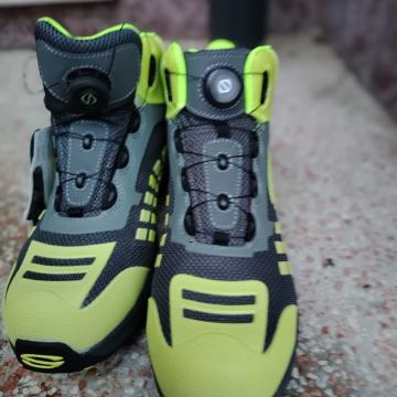 delovni čevlji, čevlji za delo št. 46