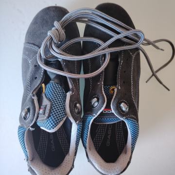 Delovni čevlji št. 39