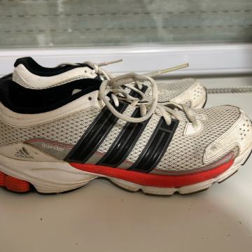 Adidas moški športni čevlji, št. 46