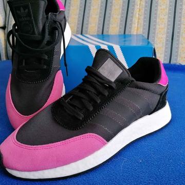 Nove Adidas superge