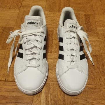 Adidas superge, številka 43