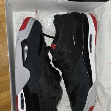 Air Jordan 4 RM 46 številka