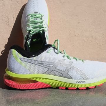 ASICS cumulus gel lite show