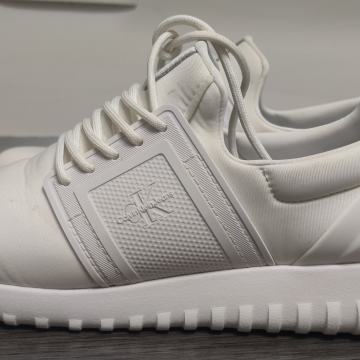 Calvin Klein superge