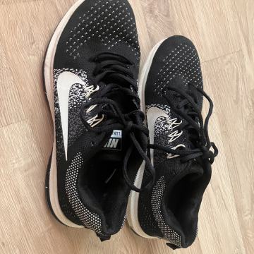 Čevlji, superge Nike