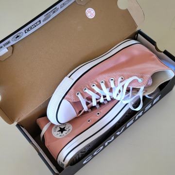 Chuck Taylor all stars