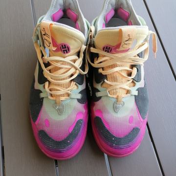 Copati za košarko Adidas James Harden