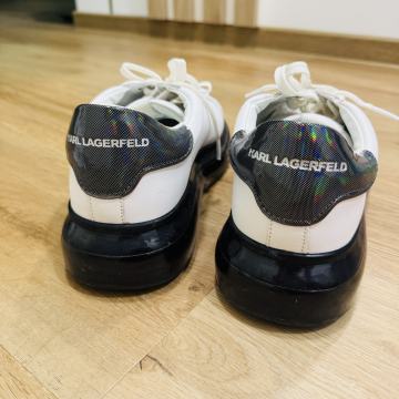 KARL LAGERFELD 40