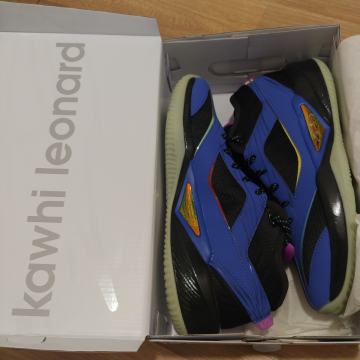 KAWHI III NEW BALANCE EU 41,5 / US 8 / UK 7,5