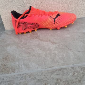 Kopačke Puma futuer 7