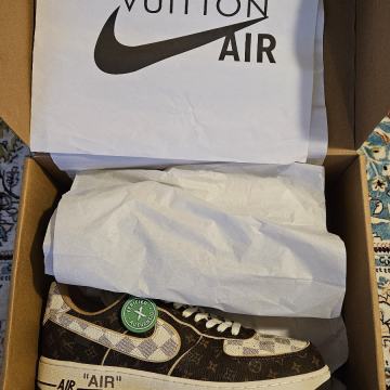 Louis Vuitton Nike Air Force 1