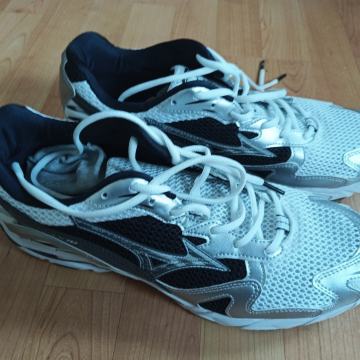 MIZUNO Športni copati