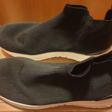 Moške superge Zara, črne (45), dobro ohranjene