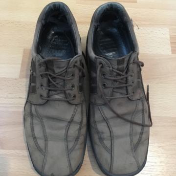 Moški čevlji, št. 40