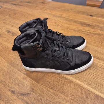 Moški zimski čevlji Hummel STADIL WINTER - Črna, št. 42