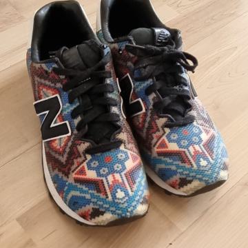 NEW BALANCE-superge, št.42