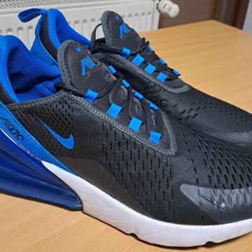 Nike Air Max 270