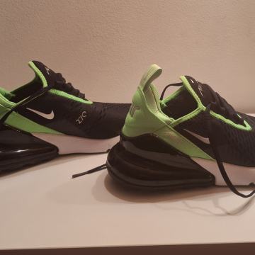 NIKE Air max 270  /  št.39 60€