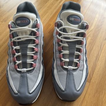 NIKE AIR MAX 95