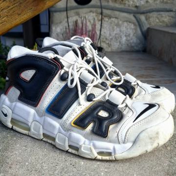 NIKE AIR MORE UPTEMPO (43)