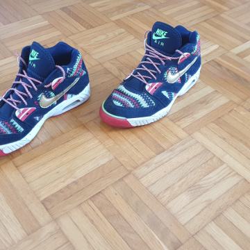 Nike Air Tech Challenge 3 "Christmas"