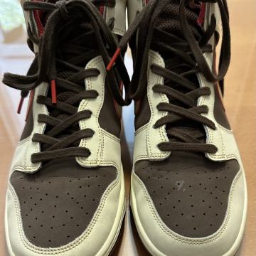 NIKE HI DUNKE RETRO  SE