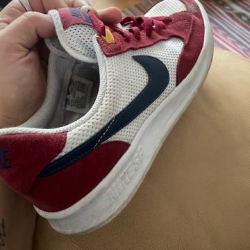 Nike SB superge adversary 44.5 lepo ohranjene jordan