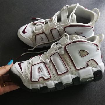 Nike Tempo, brezhibne, parkrat nošene, št. 42,5