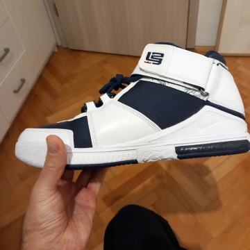 Prodam nove Nike  Lebron 2 za košarko copate