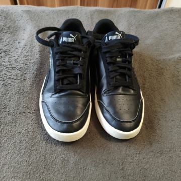 Puma športni čevlji  42