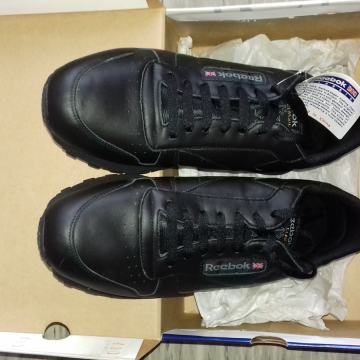 Reebok športni čevlji Classic, velikost 41